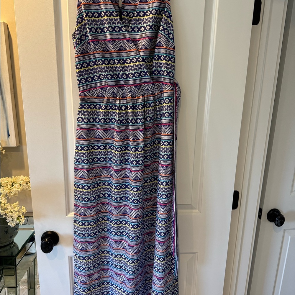 Patterned Maxi Dress - Picture 4 of 4